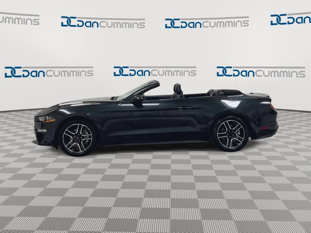 Used 2023 Ford Mustang Premium image 5
