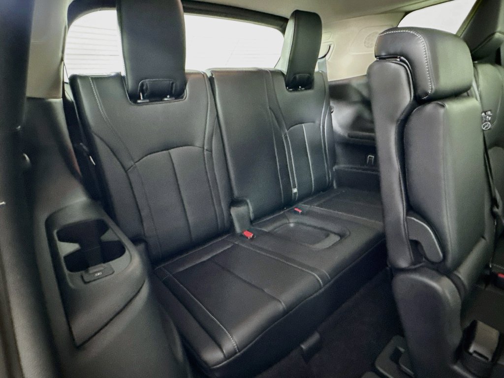 Certified 2024 INFINITI QX60 Luxe FWD image 38