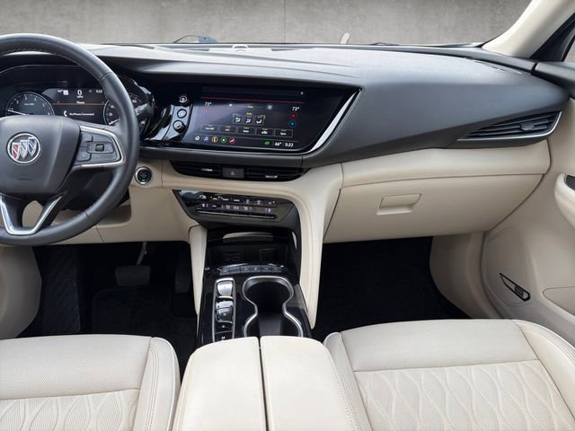 Used 2022 Buick Envision Avenir w/ Technology Package II image 3