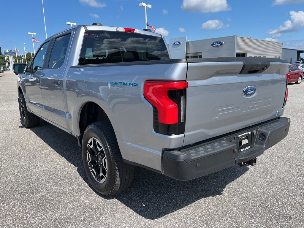 Used 2023 Ford F150 Lightning Pro w/ Tow Technology Package image 7
