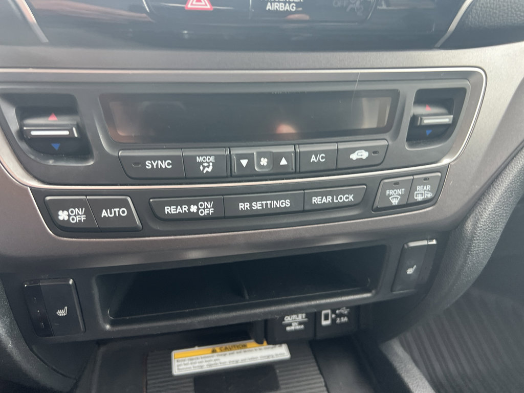 Used 2021 Honda Pilot Special Edition image 12