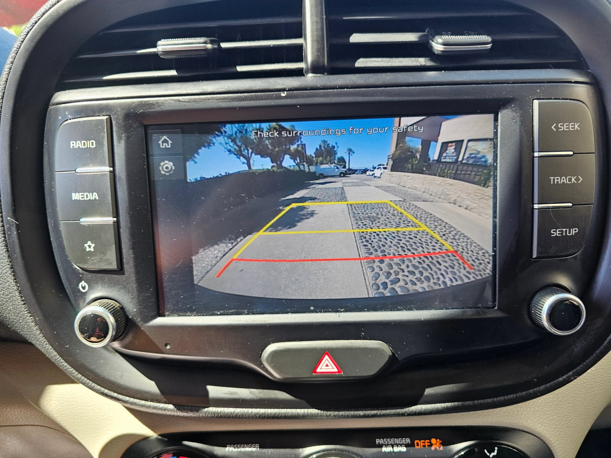 Used 2023 Kia Soul LX FWD image 13