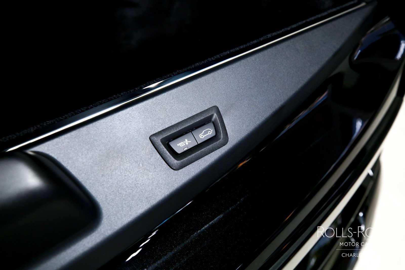 New 2027 Rolls-Royce Cullinan Black Badge AWD/4WD image 26