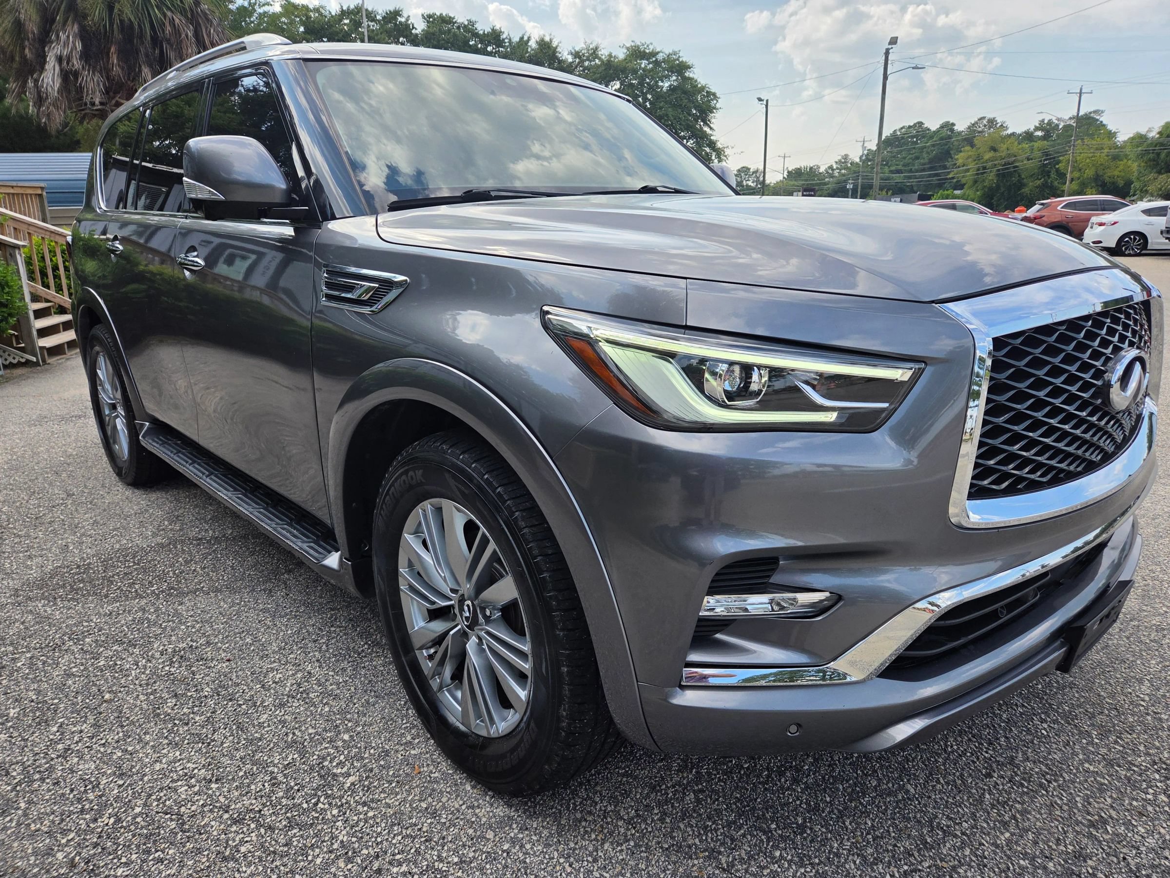 Used 2020 INFINITI QX80 Luxe w/ Proassist Package AWD/4WD image 3