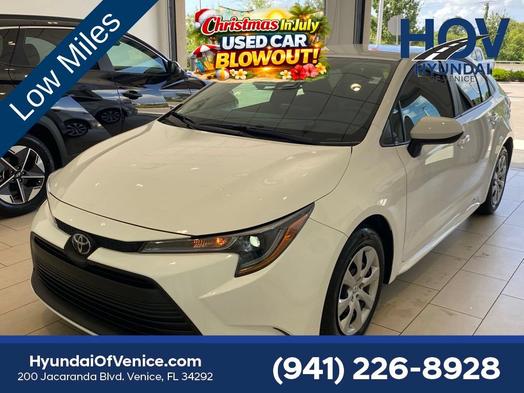 Used 2026 Toyota Corolla LE FWD image 50