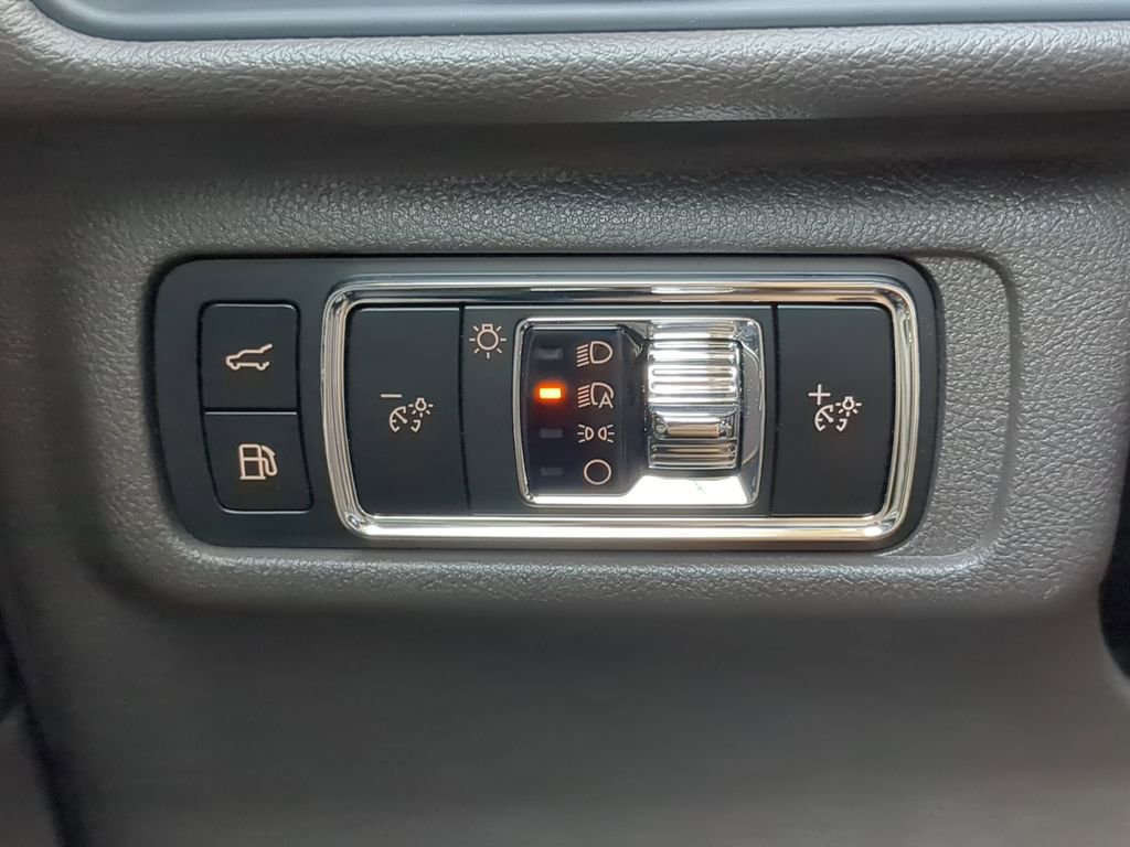 Used 2024 Lincoln Corsair Grand Touring w/ Equipment Group 301A image 27