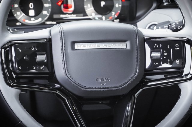 Used 2024 Land Rover Range Rover Velar Dynamic SE image 13