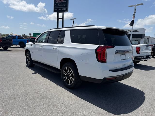 Used 2024 GMC Yukon XL AT4 w/ Technology Package AWD/4WD image 7