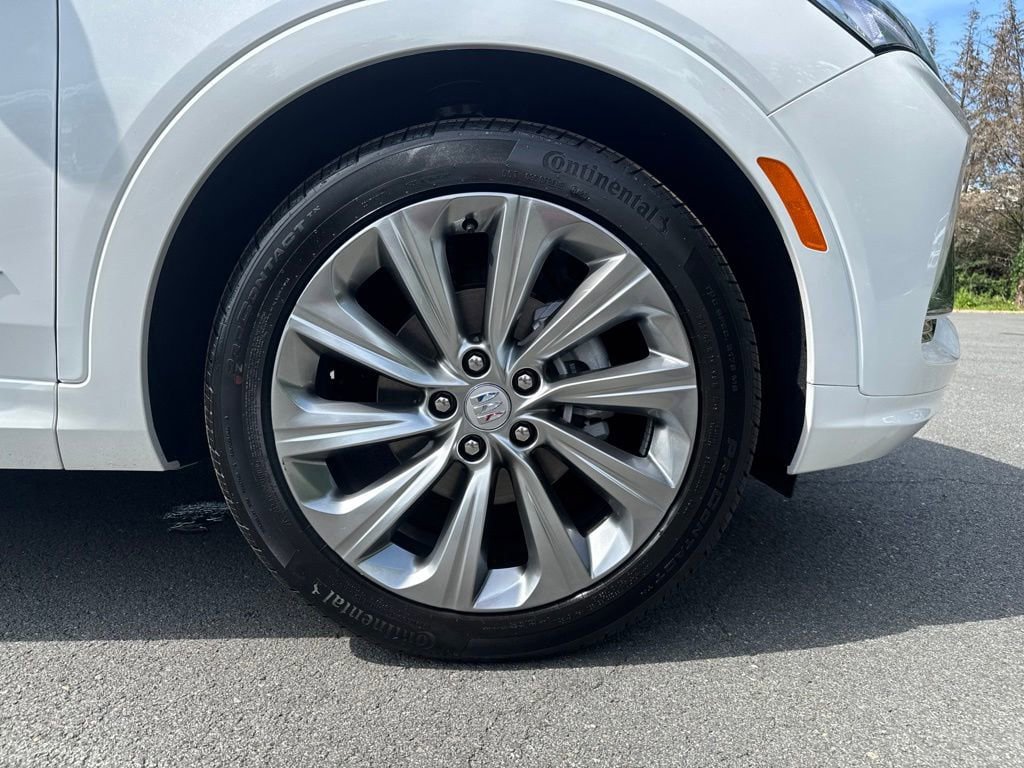 New 2026 Buick Envista Sport Touring FWD image 9