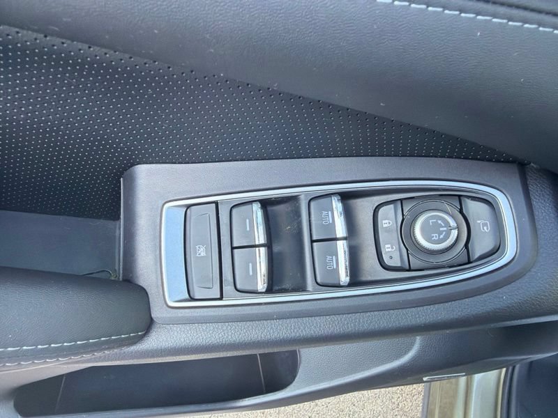 Used 2024 Subaru Ascent Touring AWD/4WD image 19
