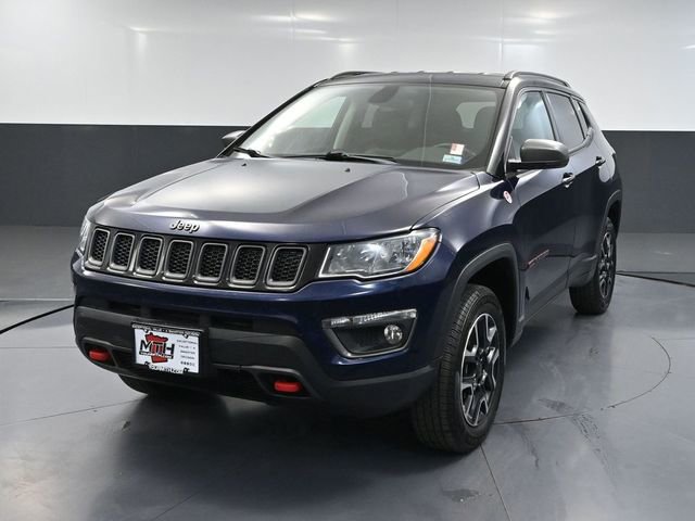 Used 2019 Jeep Compass Trailhawk AWD/4WD image 11