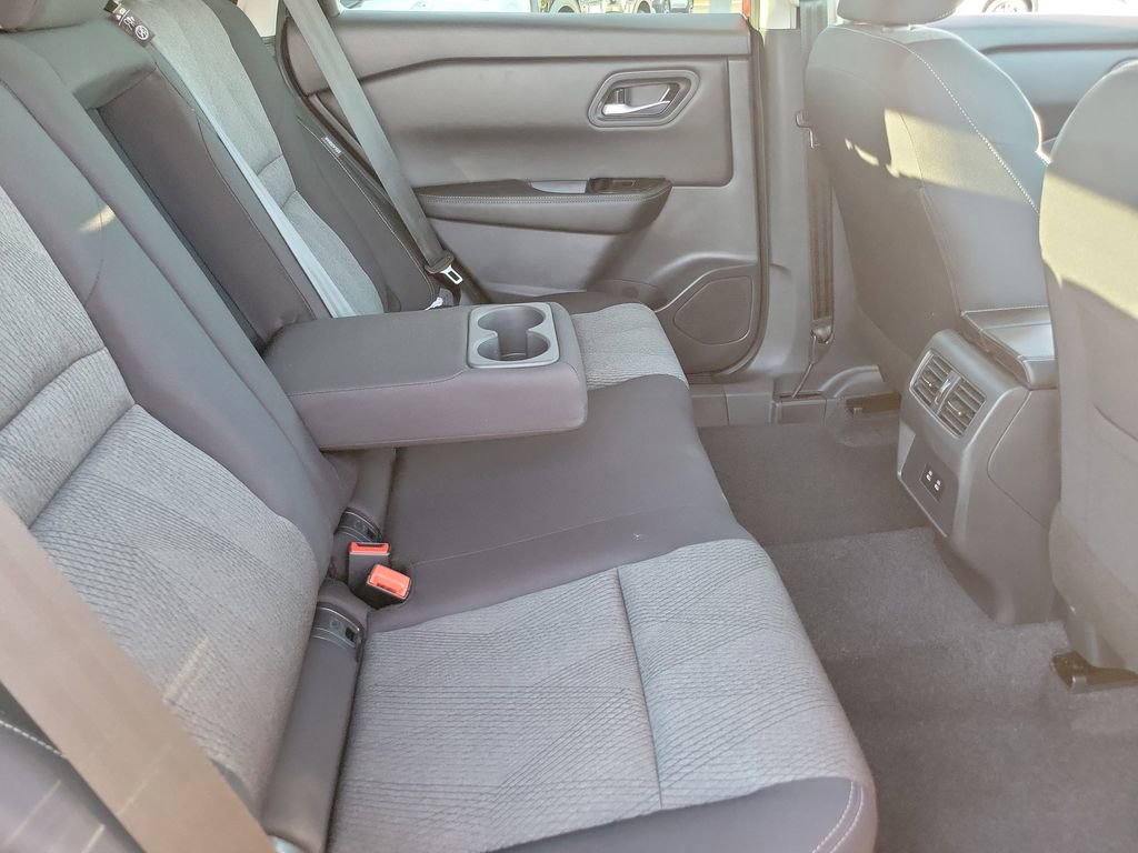 New 2026 Nissan Rogue SV FWD image 19