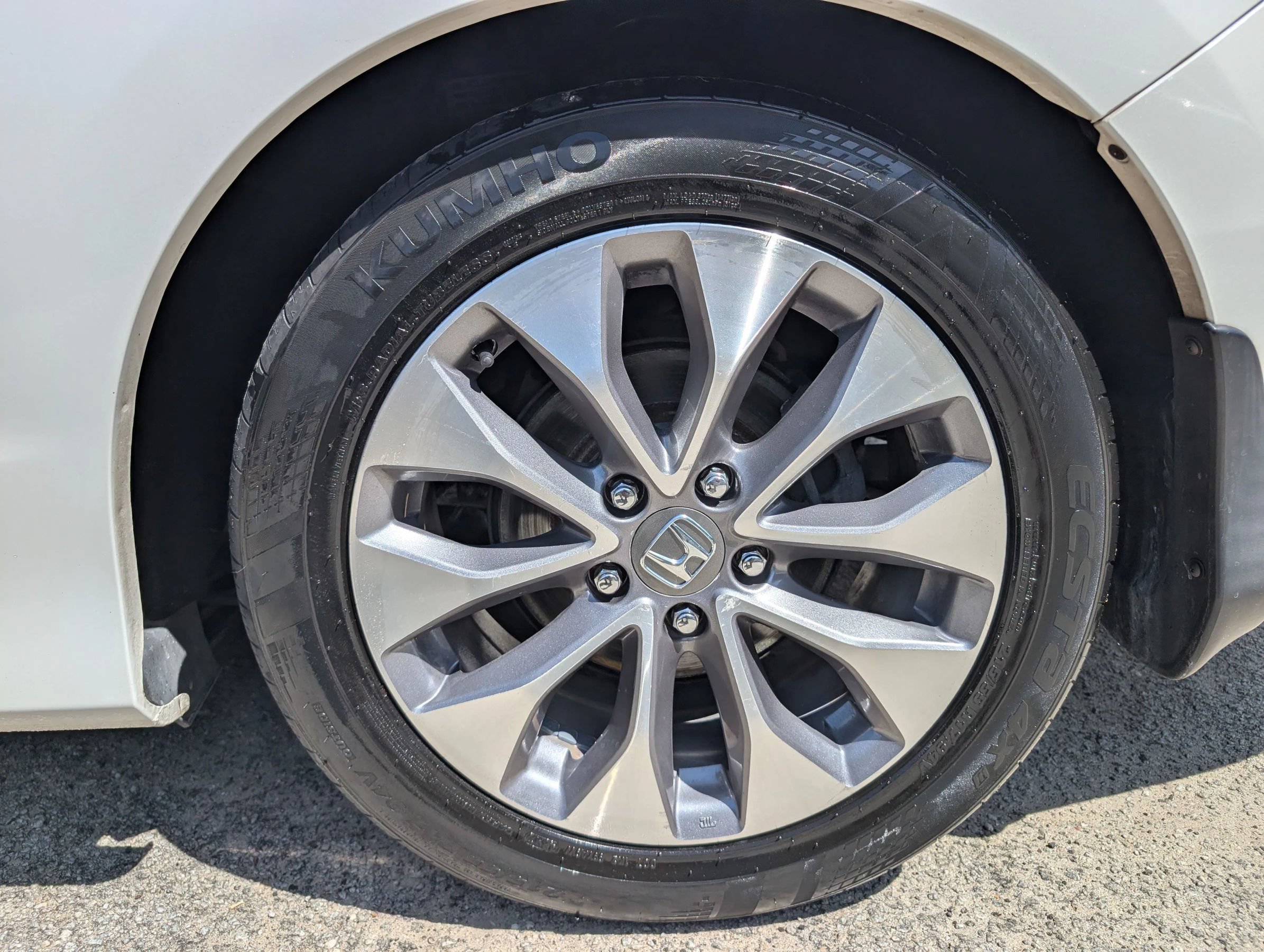 Used 2015 Honda Accord EX-L image 8