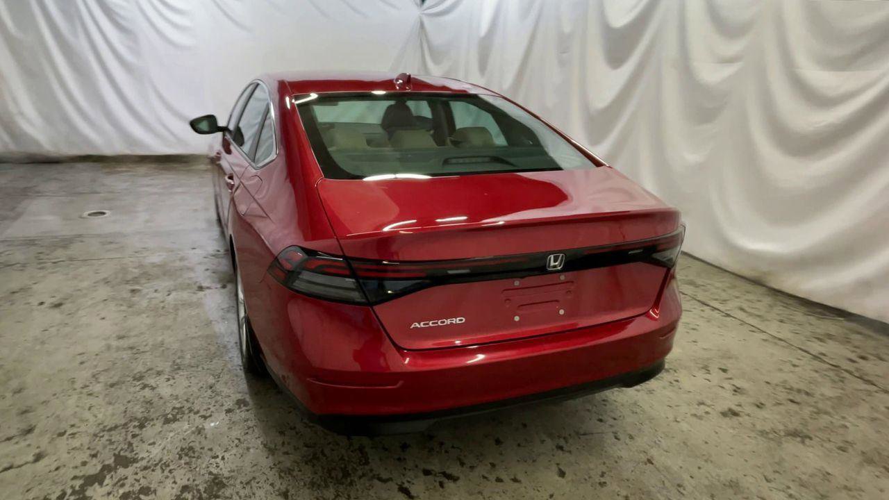 Certified 2023 Honda Accord LX image 7