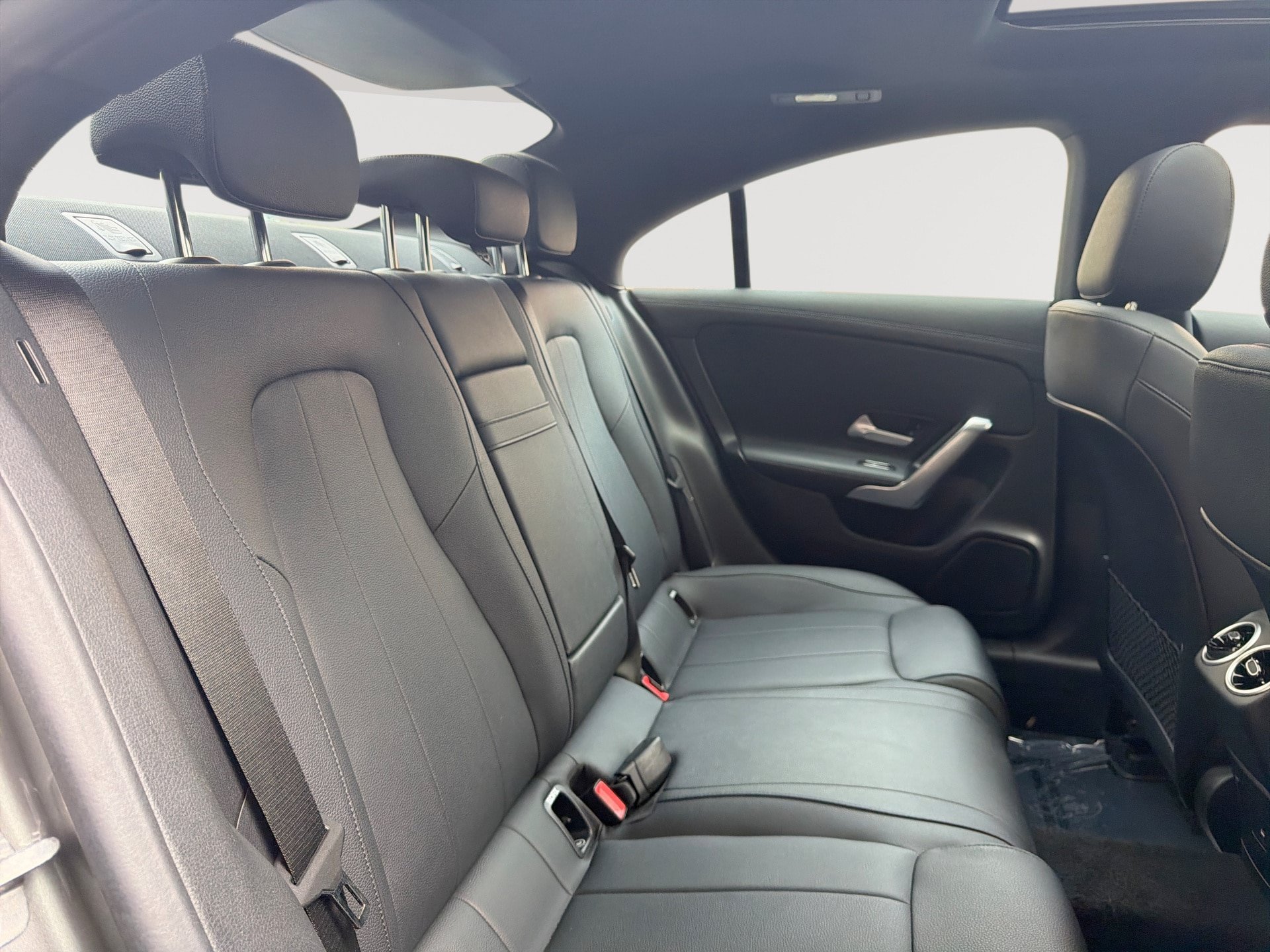 Used 2025 Mercedes-Benz CLA 250 4MATIC image 26