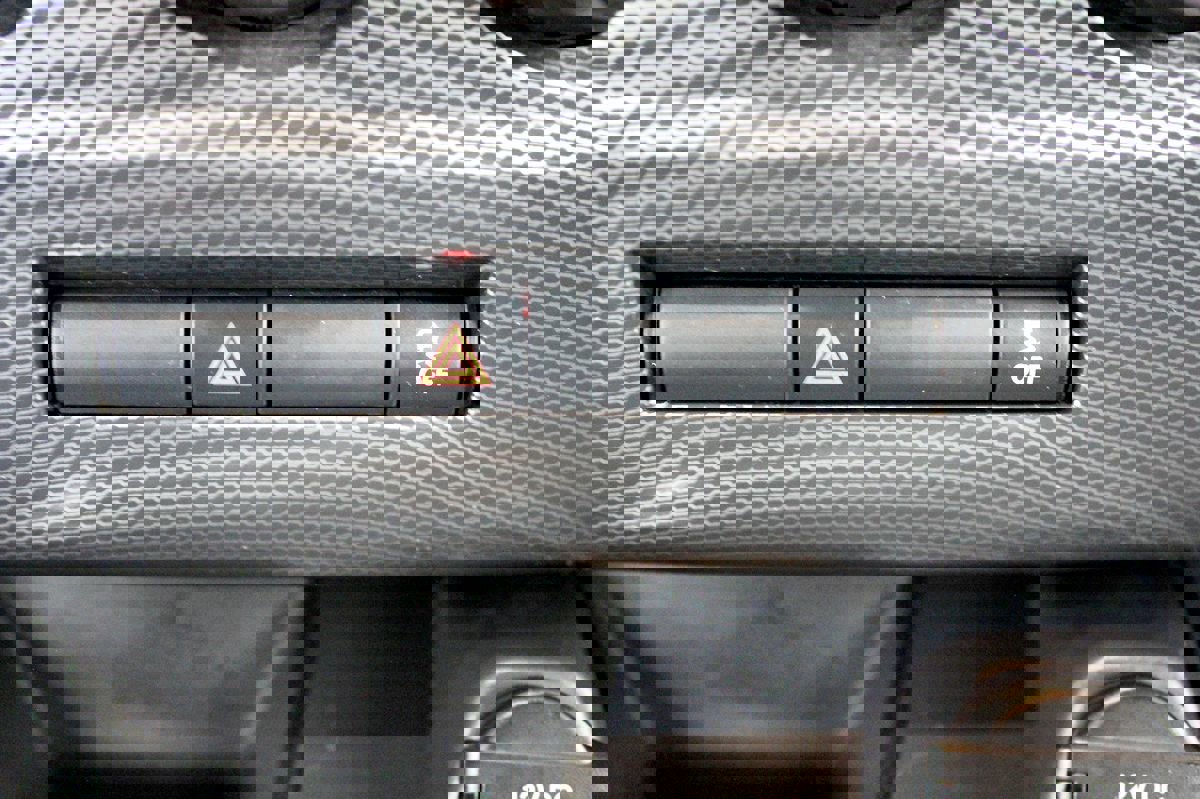 Used 2012 Dodge Challenger R/T image 31