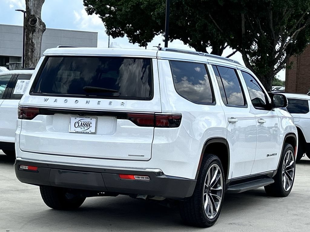 Used 2022 Jeep Wagoneer Series II w/ Premium Group I RWD image 4