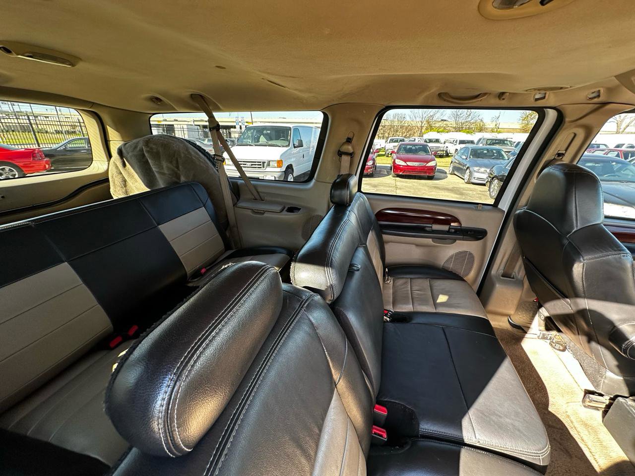 Used 2005 Ford Excursion Eddie Bauer image 86