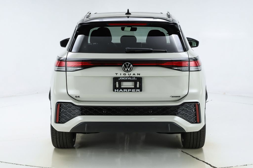 New 2026 Volkswagen Tiguan SE R-Line image 8