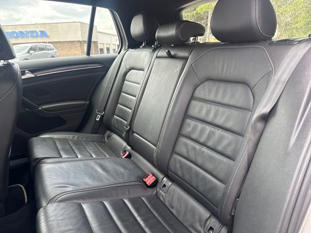 Used 2017 Volkswagen Golf R 4-Door image 20