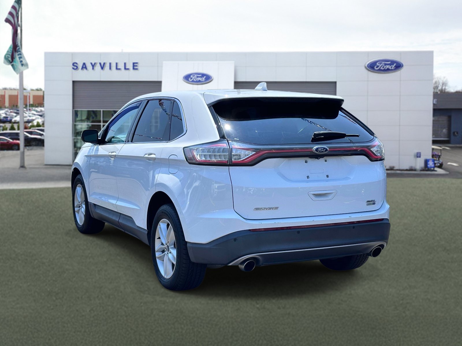 Used 2016 Ford Edge SEL w/ Equipment Group 201A AWD/4WD image 4