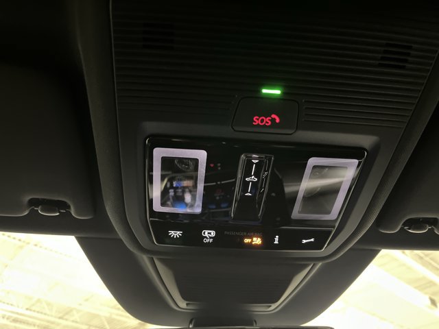 New 2026 Volkswagen GTI SE FWD image 34