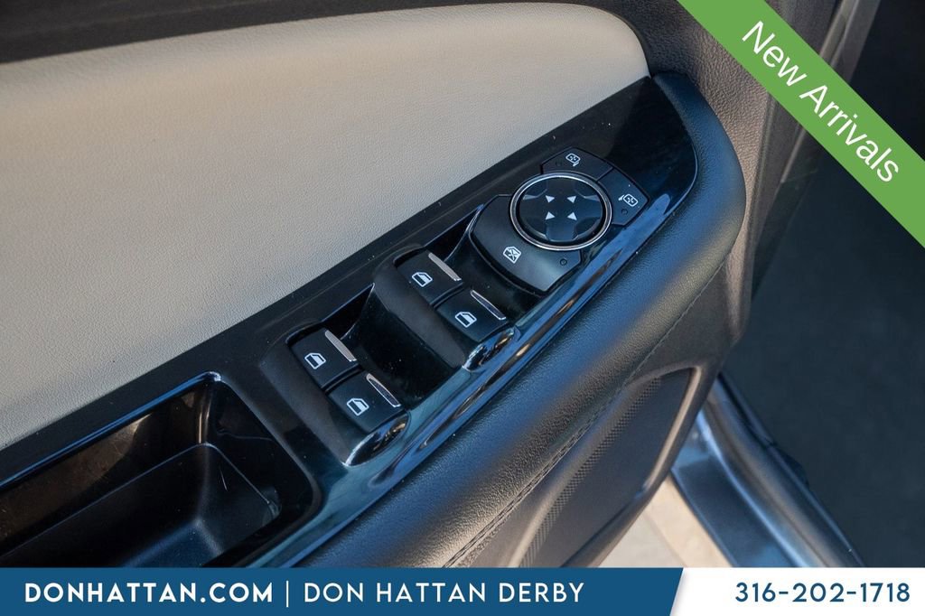 Used 2019 Ford Edge SEL w/ Equipment Group 201A image 17