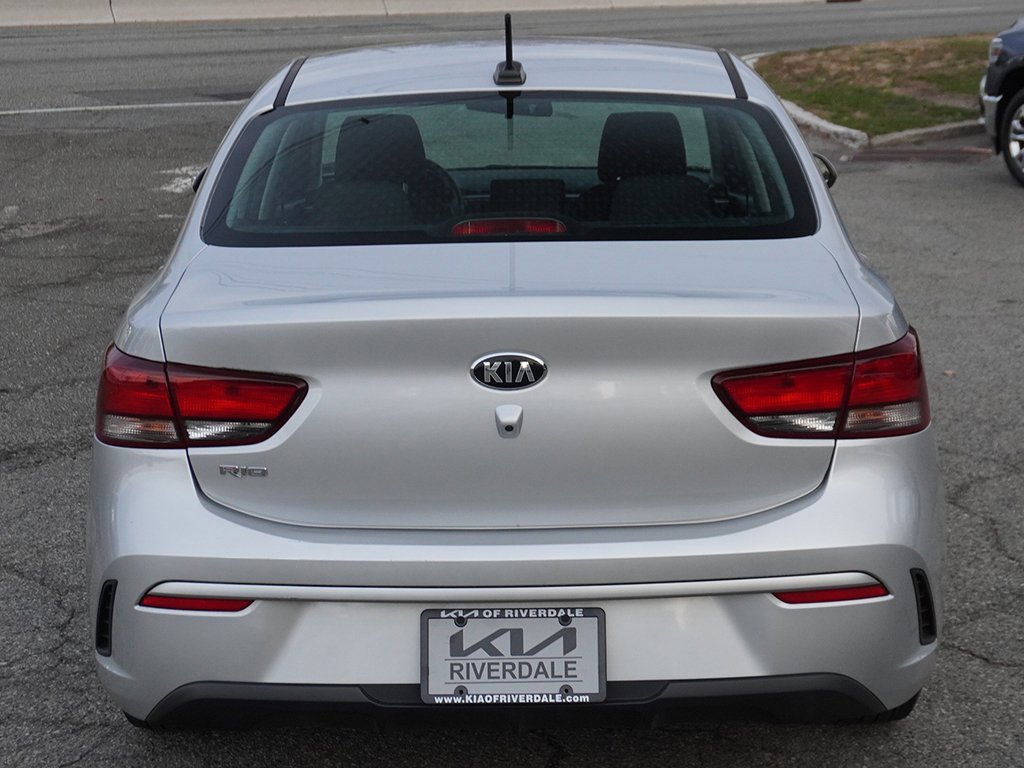 Used 2021 Kia Rio LX image 9