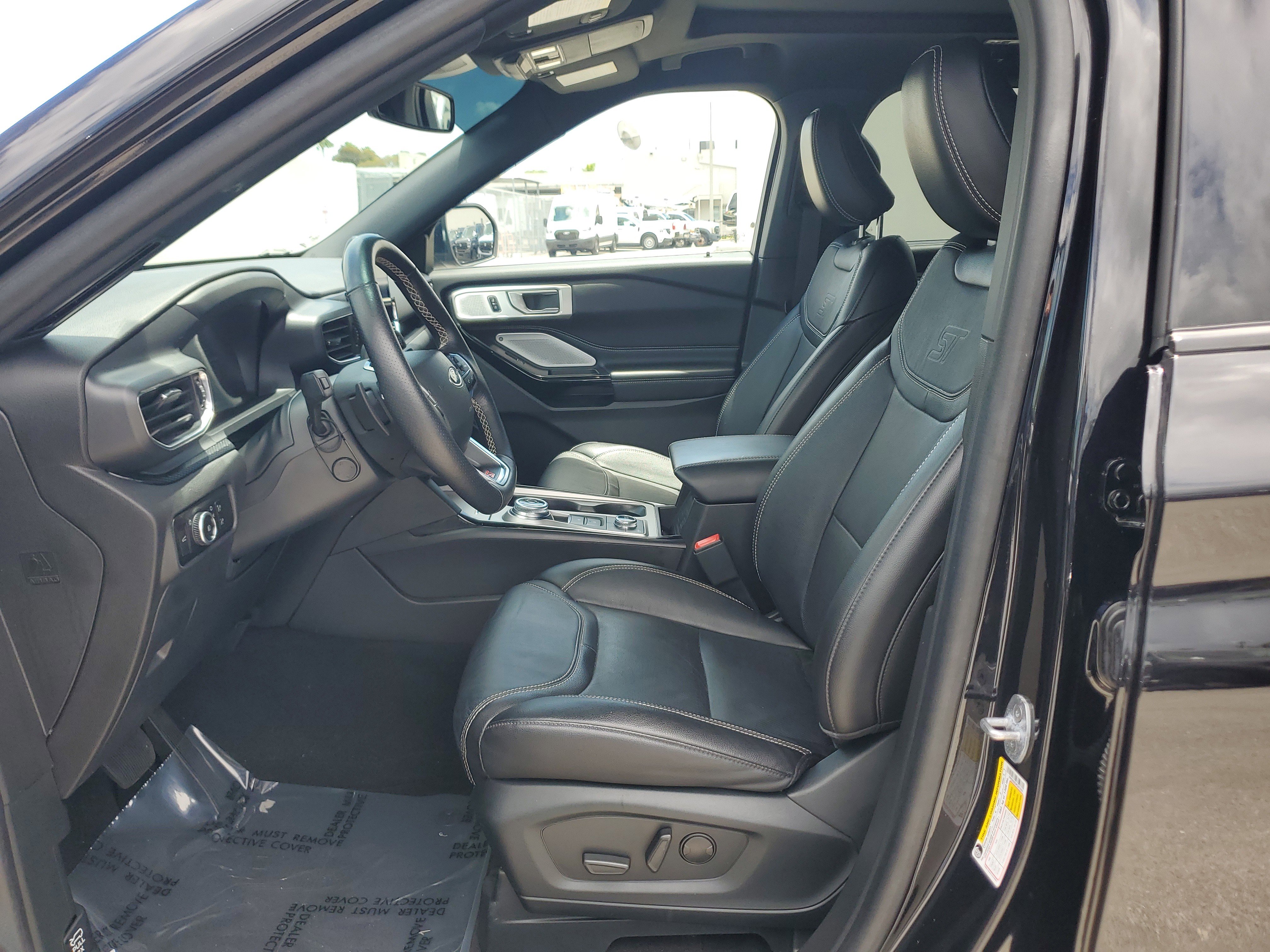 Used 2023 Ford Explorer ST w/ Equipment Group 401A AWD/4WD image 18