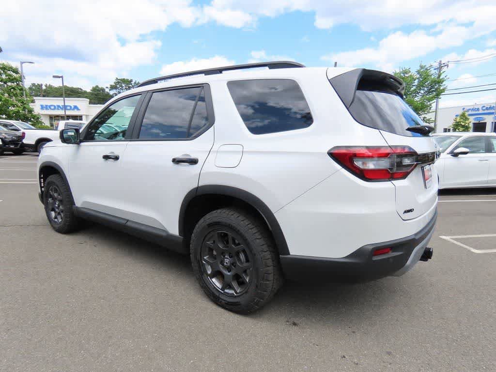 New 2026 Honda Pilot TrailSport image 4