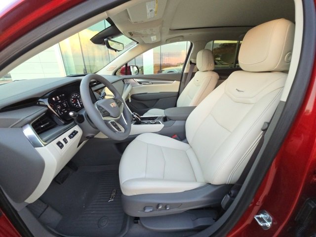 New 2025 Cadillac XT5 Premium Luxury w/ Technology Package image 10