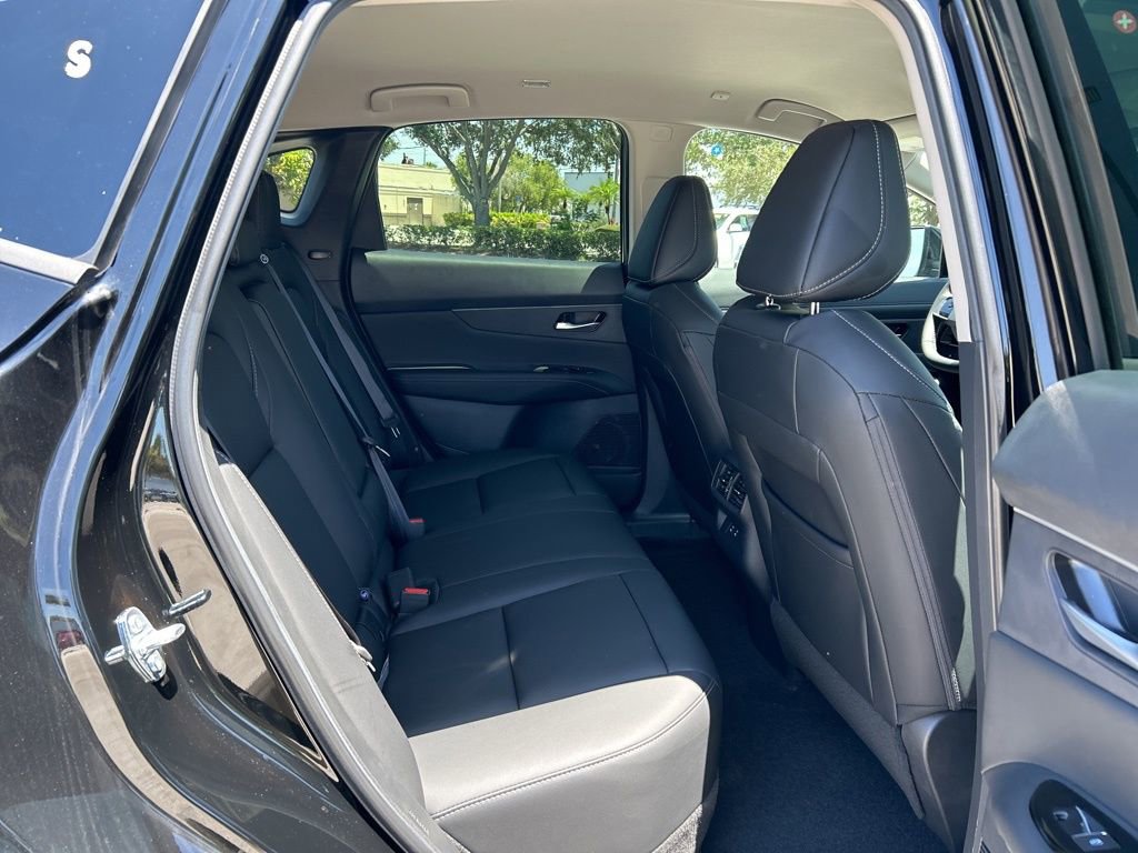 New 2025 Nissan Murano SV image 40