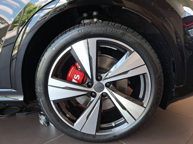 New 2026 Audi SQ5 Premium Plus AWD/4WD image 5