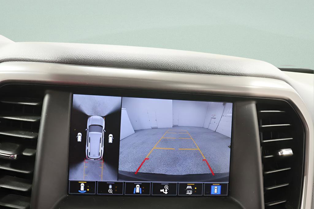 Used 2023 GMC Acadia AT4 w/ GMC Pro Grade Package image 13