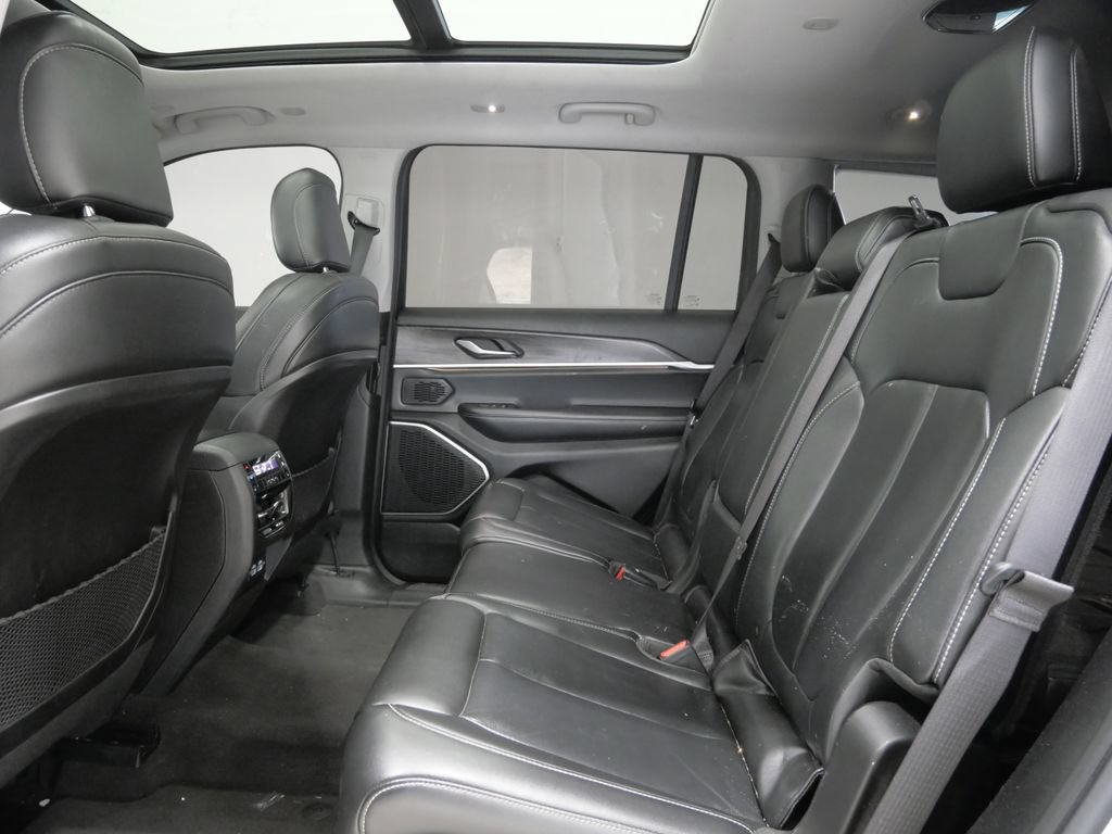 Used 2021 Jeep Grand Cherokee L Limited w/ Trailer Tow Group (B) AWD/4WD image 25