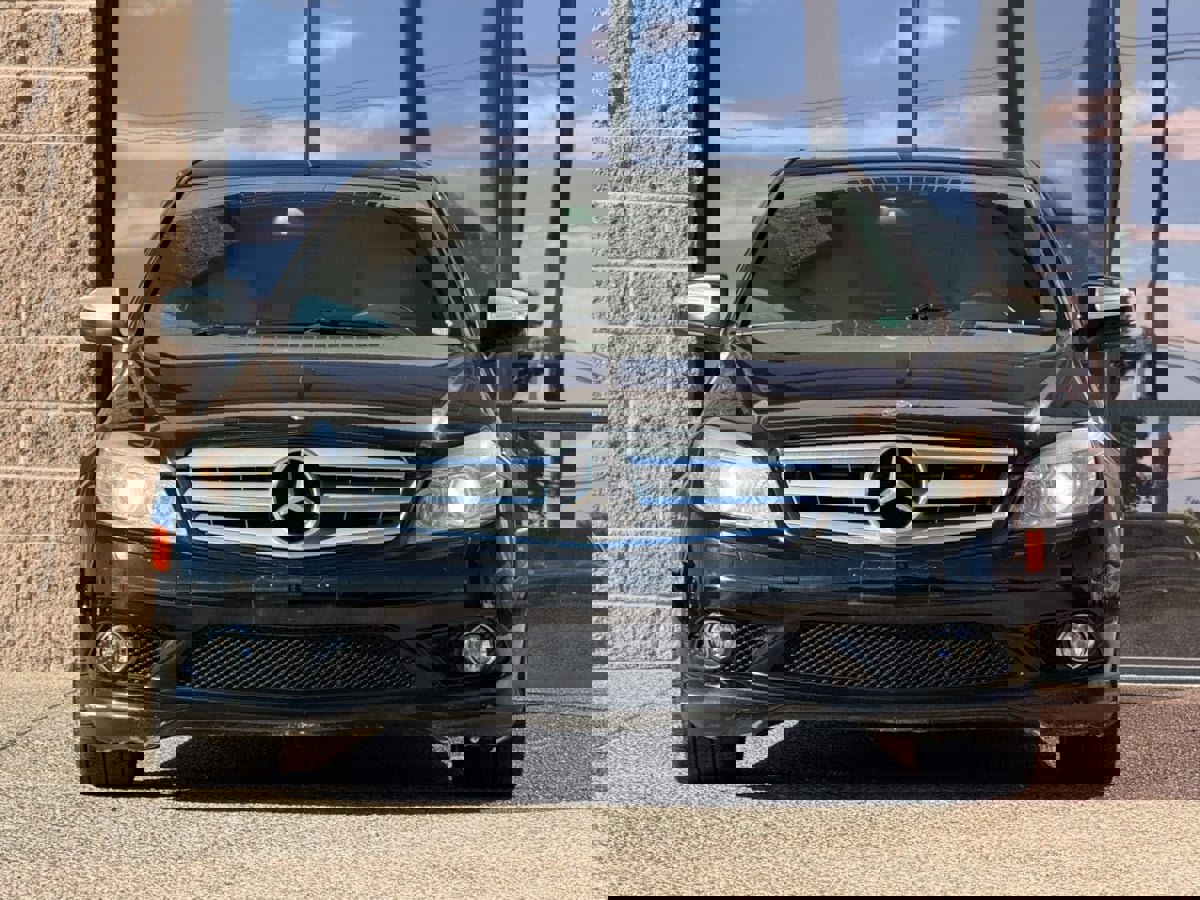 Used 2009 Mercedes-Benz C 350 Sport image 22