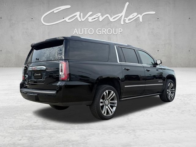 Used 2019 GMC Yukon XL Denali w/ Denali Ultimate Package AWD/4WD image 16