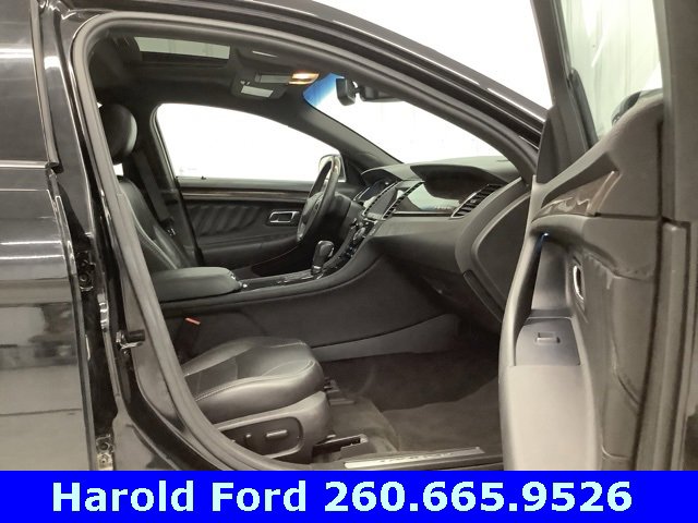 Used 2017 Ford Taurus Limited image 11