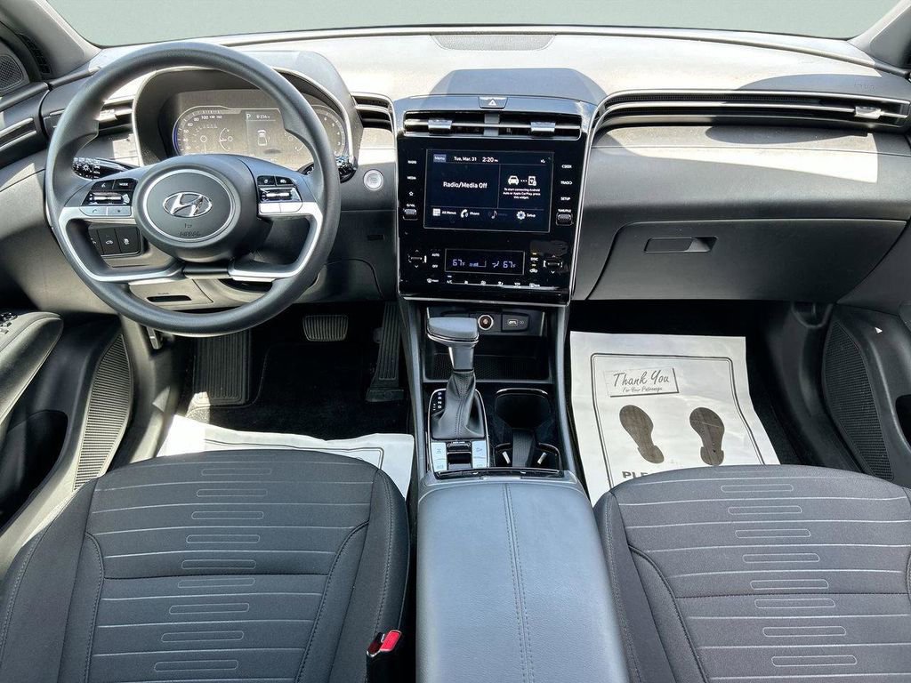 Certified 2024 Hyundai Santa Cruz SEL image 17