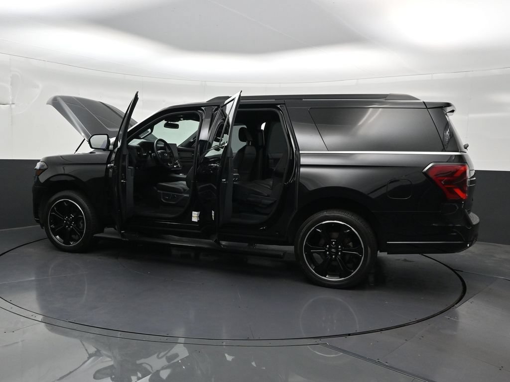Used 2024 Ford Expedition Max Limited AWD/4WD image 36