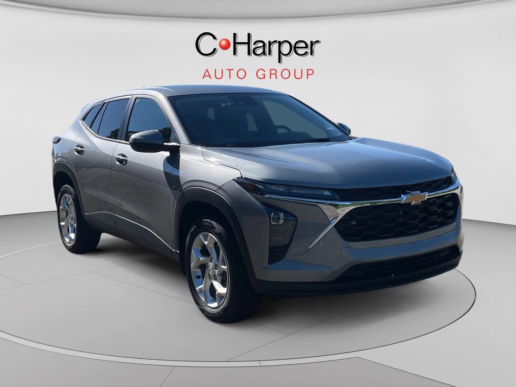 Used 2024 Chevrolet Trax LS w/ LS Convenience Package