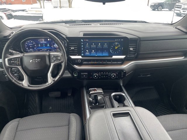 Used 2022 Chevrolet Silverado 1500 RST w/ Z71 Off-Road Package image 3