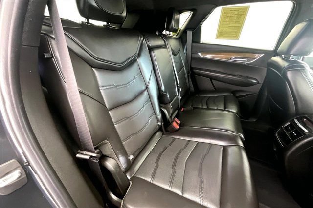 Used 2019 Cadillac XT5 Platinum AWD/4WD image 18