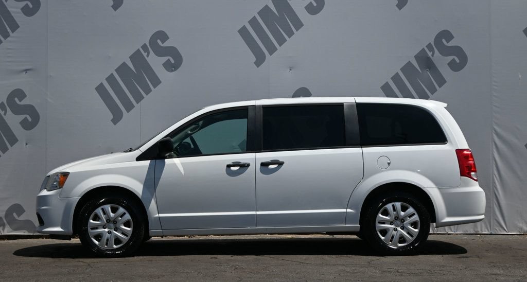 Used 2019 Dodge Grand Caravan SE w/ UConnect Hands-Free Group FWD image 8