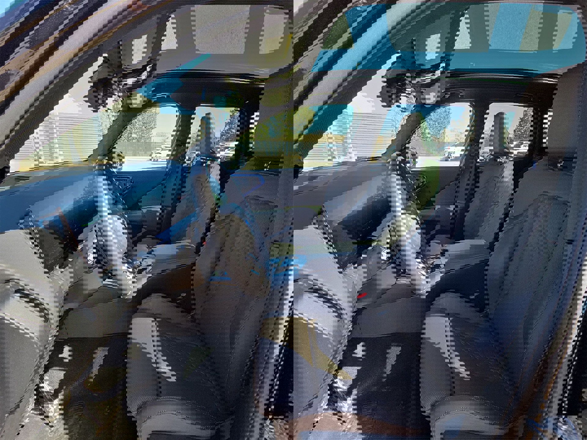 Used 2025 BMW X3 xDrive30i w/ Premium Package image 16