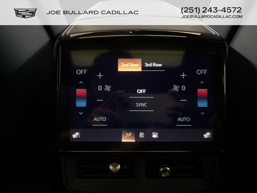 New 2026 Cadillac Vistiq Premium Luxury w/ LPO, Floor Liner Package image 20