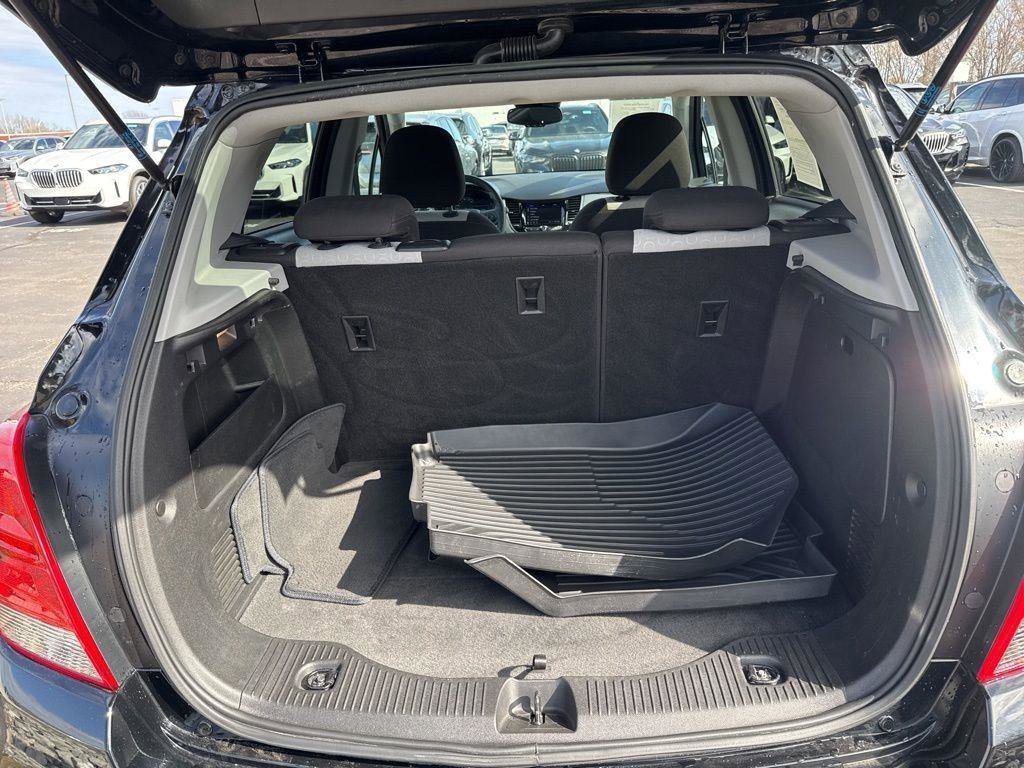 Used 2020 Chevrolet Trax LS w/ Tint and Cruise Package image 17