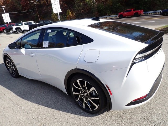 New 2026 Toyota Prius Plug-In Hybrid image 6