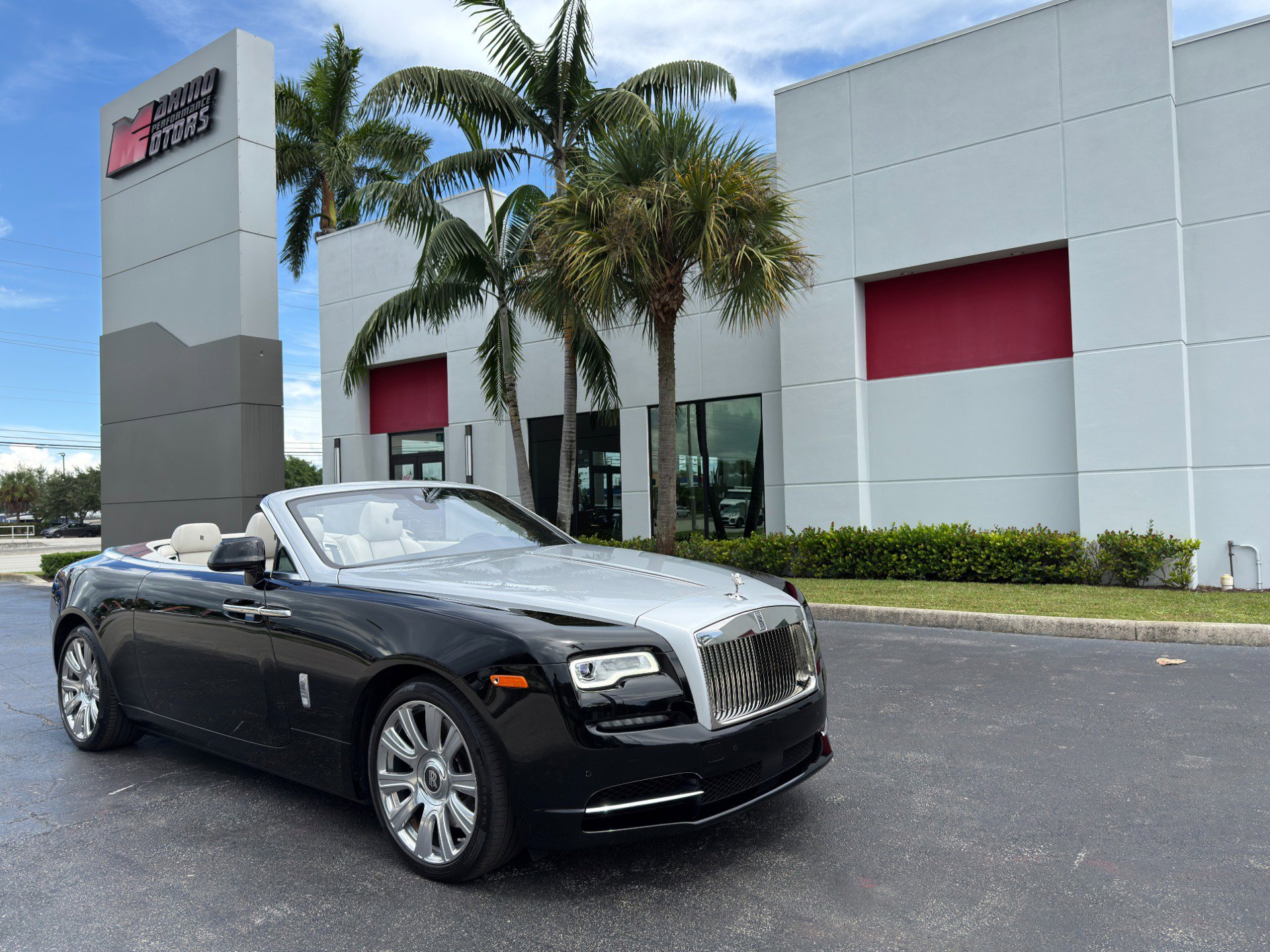 Used 2016 Rolls-Royce Dawn