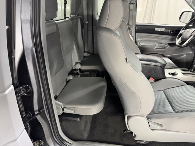 Used 2015 Toyota Tacoma 4x4 Access Cab V6 w/ TRD Off-Road Package image 8